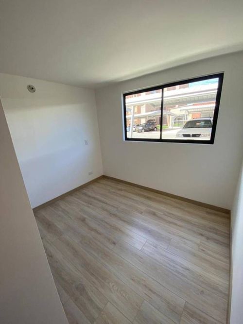 Apartamento de 3 alcobas en venta en La Ceja, 100 m² · foto 5 de 14