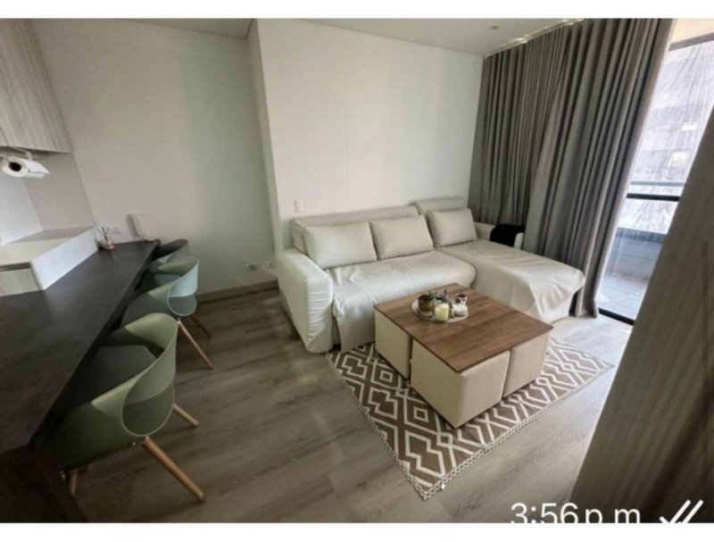 Apartaestudio en venta en Altos del poblado, Medellín 3
