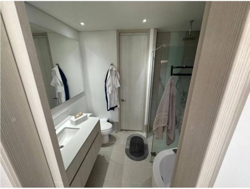 Apartaestudio en venta en Altos del poblado, Medellín 5