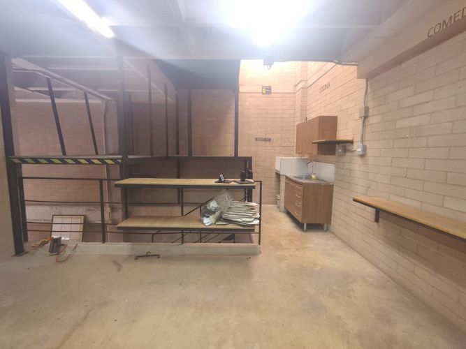 Bodega en venta en Santa Fe, Medellín, 322 m² · foto 8 de 13