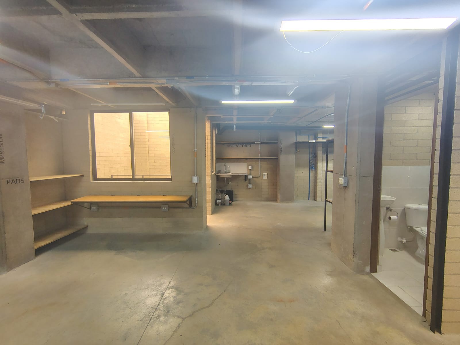 Warehouse for sale in Santa fe, Medellín 4