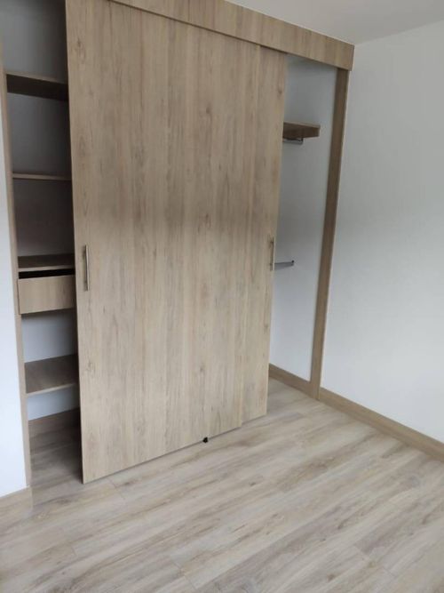 Apartamento de 3 alcobas en venta en La Ceja, 70 m² · foto 3 de 7