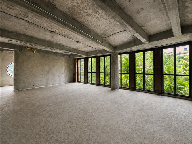 Apartamento en venta en Los Naranjos, Medellín, 203 m² · foto 3 de 9