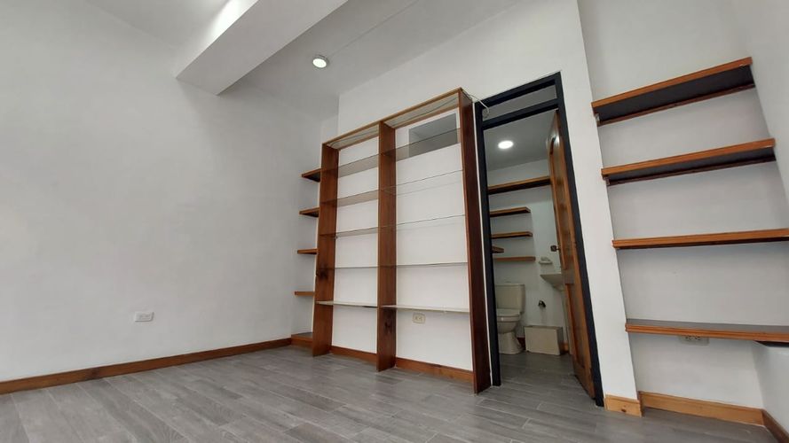 Local en arriendo en El Centro, Manizales, 24 m² · foto 2 de 12