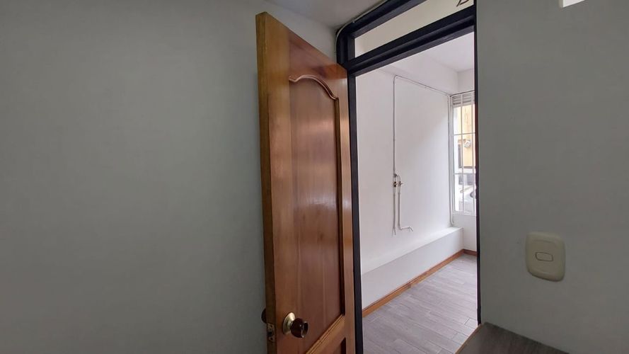 Local en arriendo en El Centro, Manizales, 24 m² · foto 3 de 12