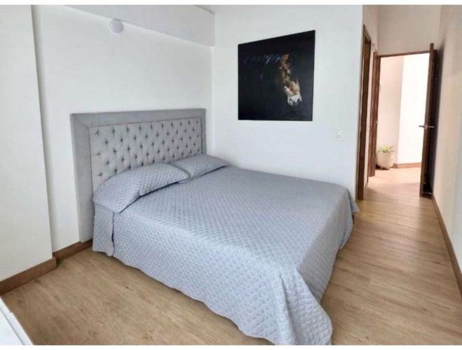 Casa de 3 alcobas en venta en Montessori, Envigado, 169 m² · foto 11 de 16
