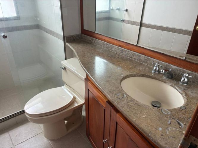 Apartamento de 4 alcobas en venta en El Poblado, Medellín, 245 m² · foto 13 de 20