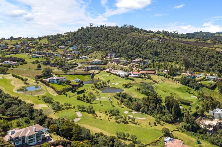 Casa de 4 alcobas en venta en Yerbabonita Bosque Nativo, Sopó, 470 m² · foto 24 de 24
