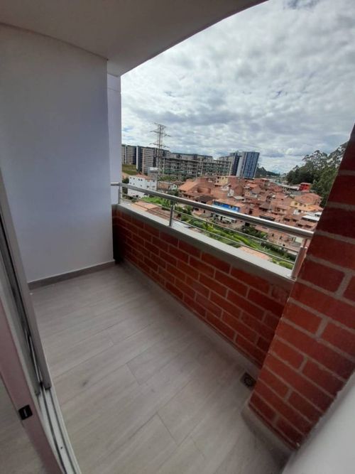 Apartamento de 2 alcobas en venta en Alto Del Medio, Rionegro, 64 m² · foto 9 de 11
