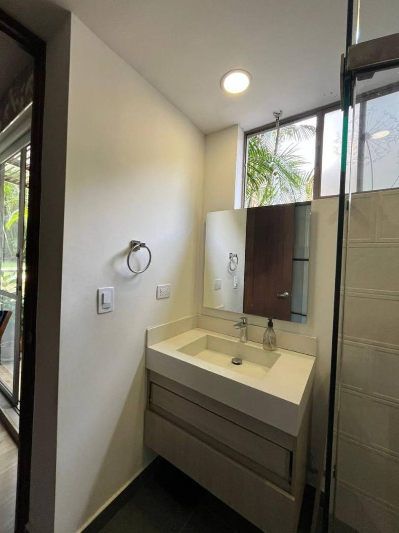 Apartamento en venta en El Poblado, Medellín · foto 16 de 24