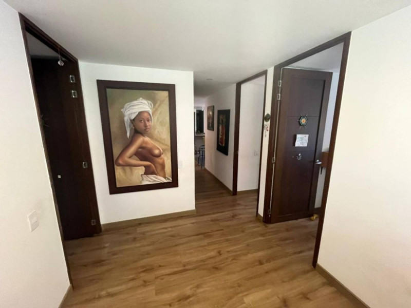 Apartamento en venta en El Poblado, Medellín · foto 23 de 24