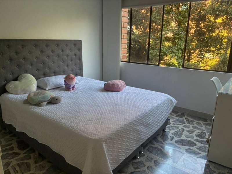 Apartamento en venta en El Poblado, Envigado · foto 9 de 17