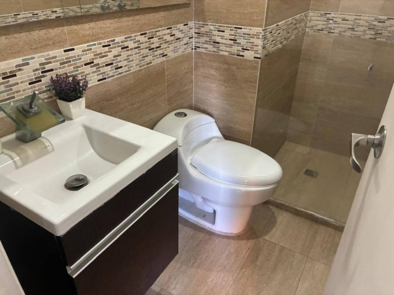 Apartamento en venta en El Poblado, Envigado · foto 13 de 17