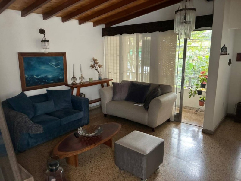 Casa en arriendo en Manila, Medellín · foto 2 de 23