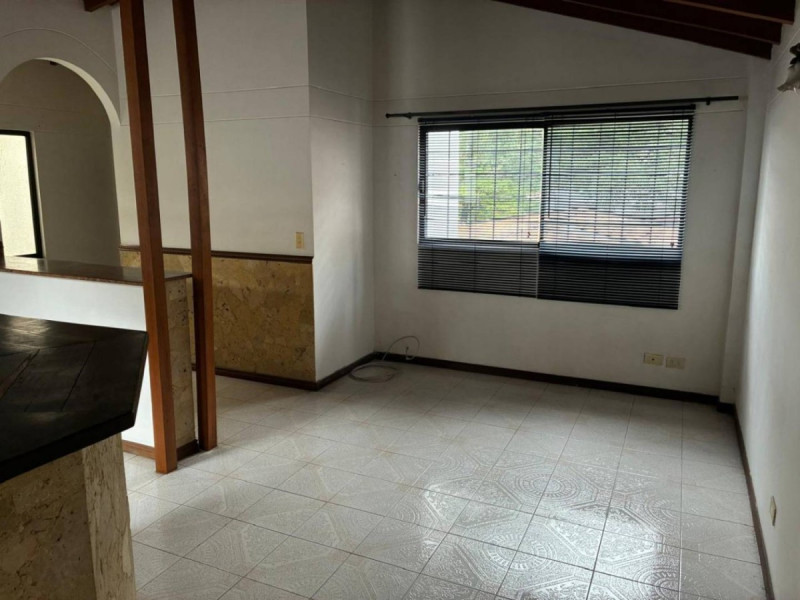 Casa en arriendo en Manila, Medellín · foto 14 de 23