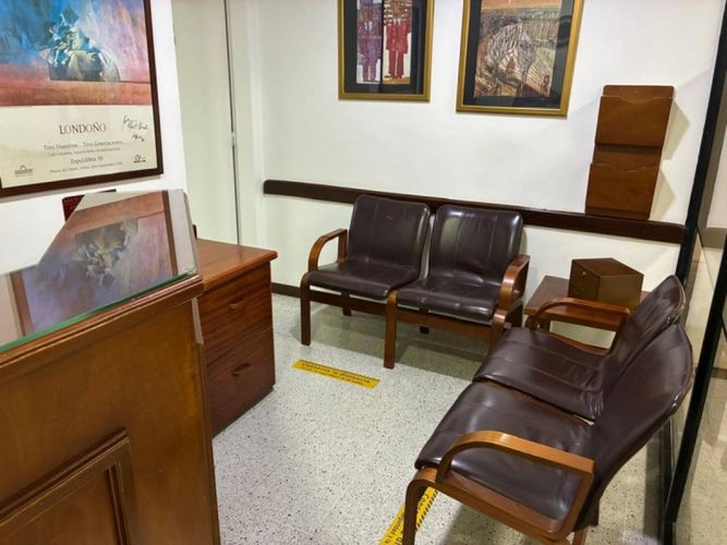 Consultorio en venta en Patio Bonito, Medellín, 32 m² · foto 4 de 9