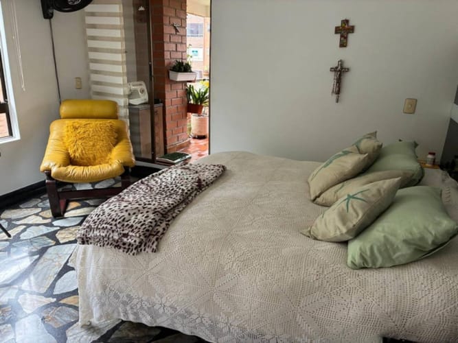 Apartamento en venta en El Poblado, Medellín · foto 20 de 24