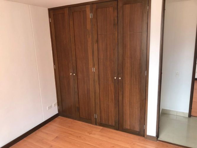 Apartamento de 3 alcobas en arriendo en Santa María De Los Ángeles, Medellín, 110 m² · foto 8 de 24