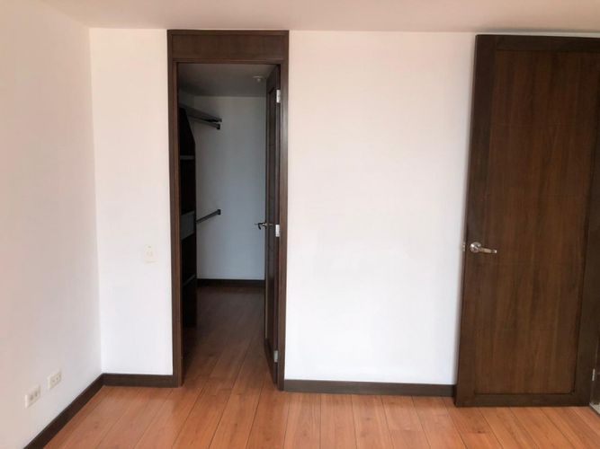 Apartamento de 3 alcobas en arriendo en Santa María De Los Ángeles, Medellín, 110 m² · foto 11 de 24