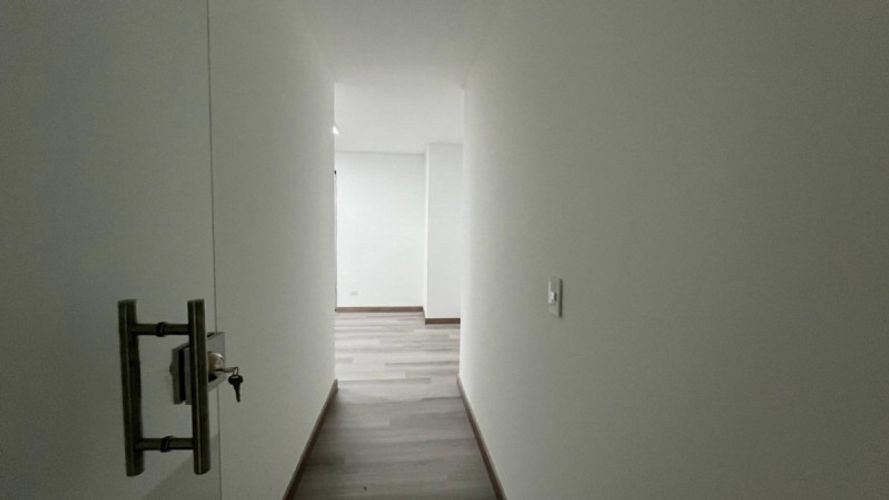 Oficina en arriendo en Suramericana, Medellín, 130 m² · foto 21 de 24