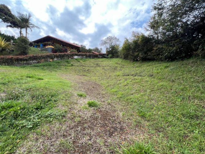Lote en venta en El Carmen De Viboral, El Carmen de Viboral, 1953 m² · foto 22 de 24
