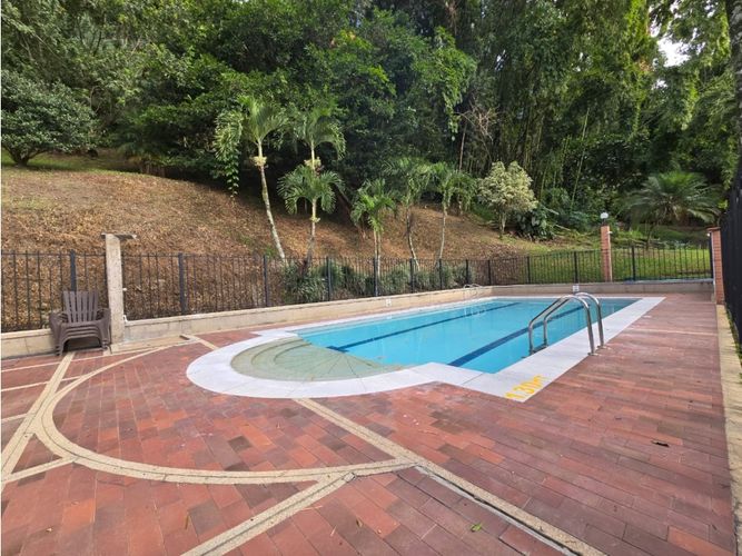 Casa en venta en Loma De Las Brujas, Envigado · foto 9 de 24