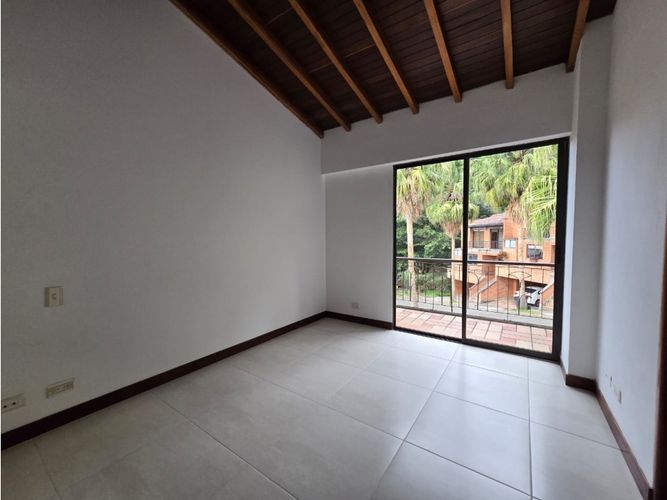 Casa en venta en Loma De Las Brujas, Envigado · foto 16 de 24