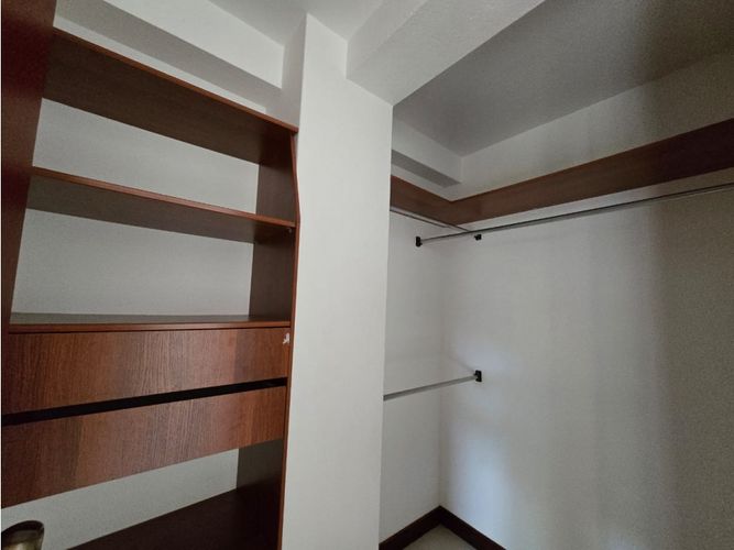 Casa en venta en Loma De Las Brujas, Envigado · foto 18 de 24