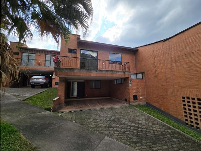 Casa en venta en Loma De Las Brujas, Envigado · foto 19 de 24
