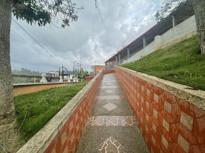 Casa de 3 alcobas en venta en Ruitoque, Floridablanca, 100 m² · foto 2 de 23