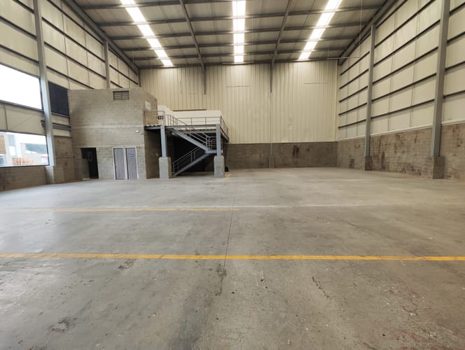 Bodega en arriendo en Copacabana, 850 m² · foto 16 de 20