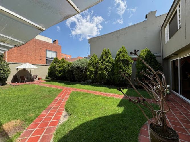 Casa de 3 alcobas en venta en Lisboa Usaquén, Bogotá, 341 m² · foto 13 de 23