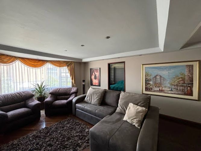 Casa de 3 alcobas en venta en Lisboa Usaquén, Bogotá, 341 m² · foto 19 de 23