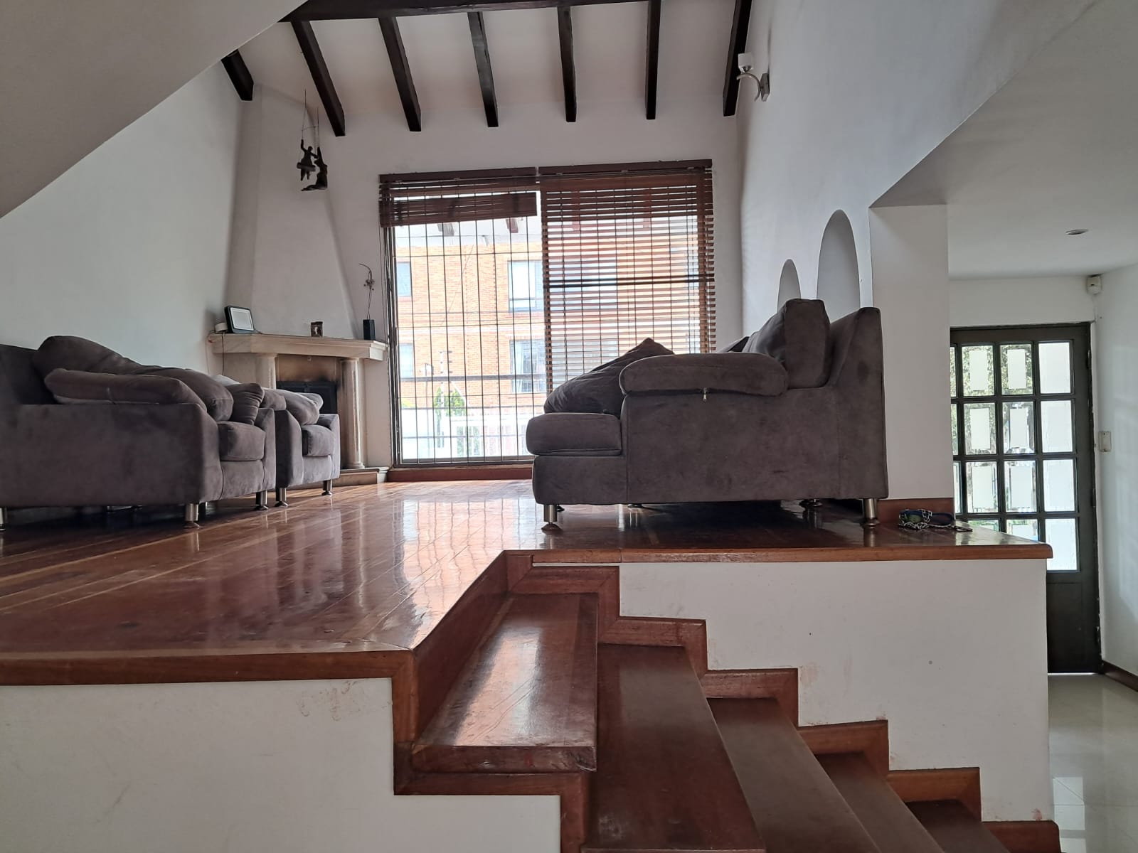 Casa en venta en El Contador, Bogotá · foto 2 de 24