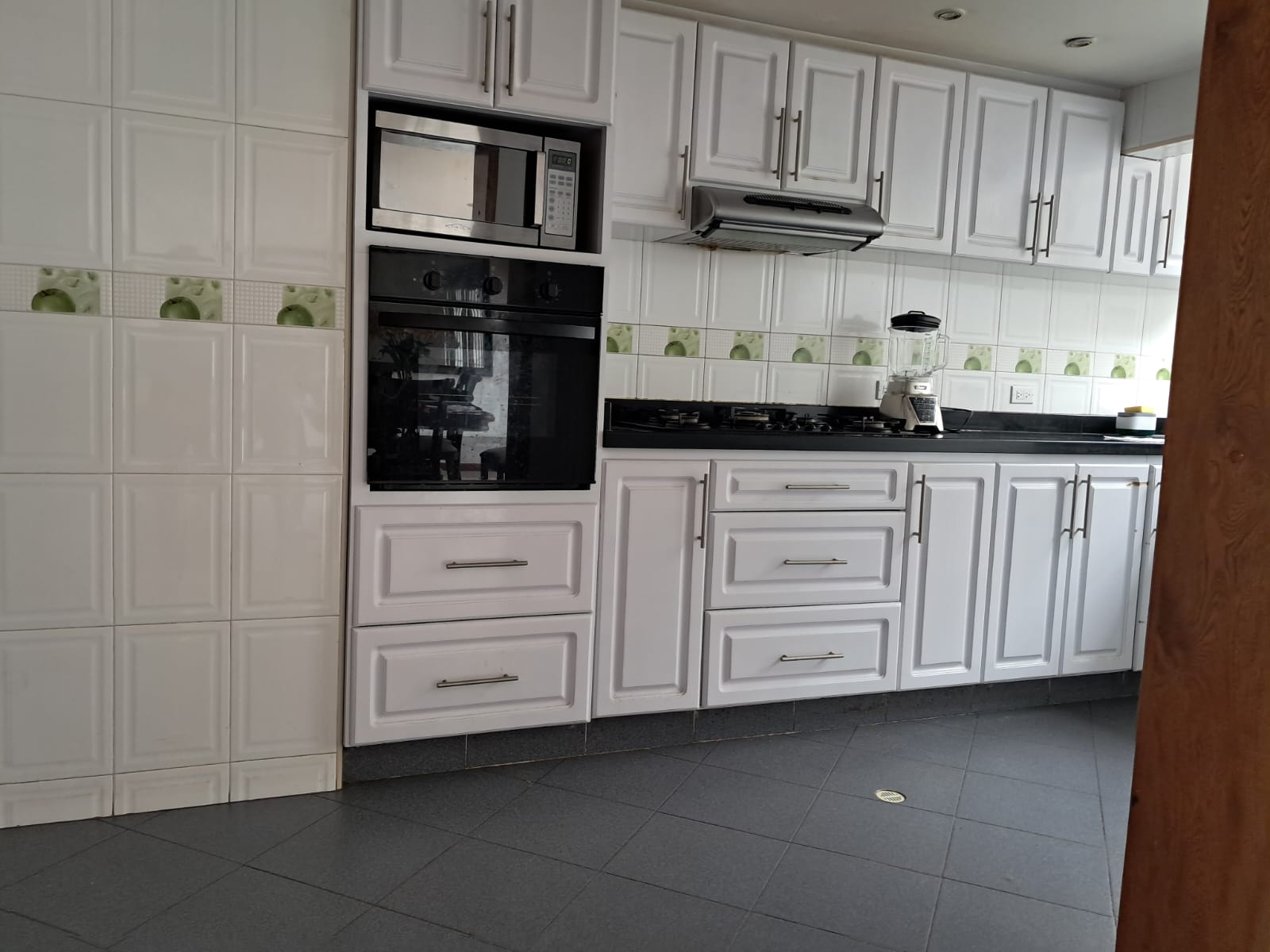 Casa en venta en El Contador, Bogotá · foto 7 de 24