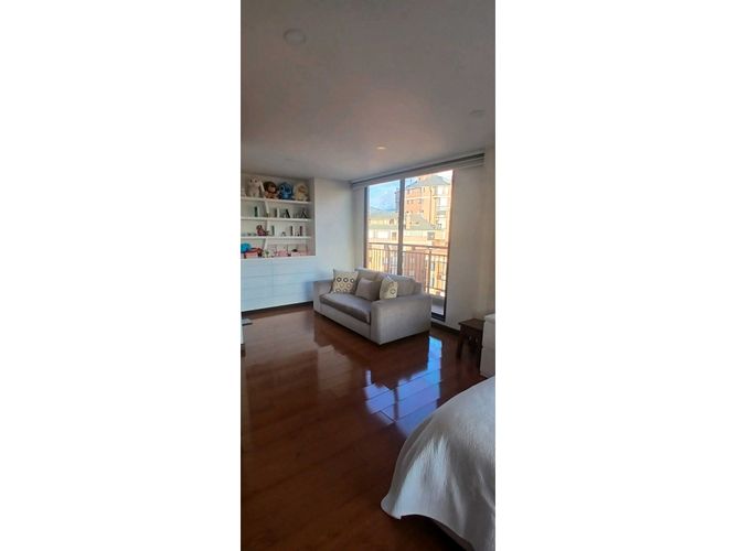 Apartamento de 3 alcobas en venta en Calleja Baja, Bogotá, 173 m² · foto 14 de 24