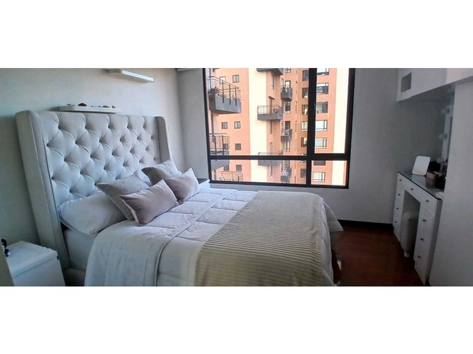 Apartamento de 3 alcobas en venta en Calleja Baja, Bogotá, 173 m² · foto 22 de 24