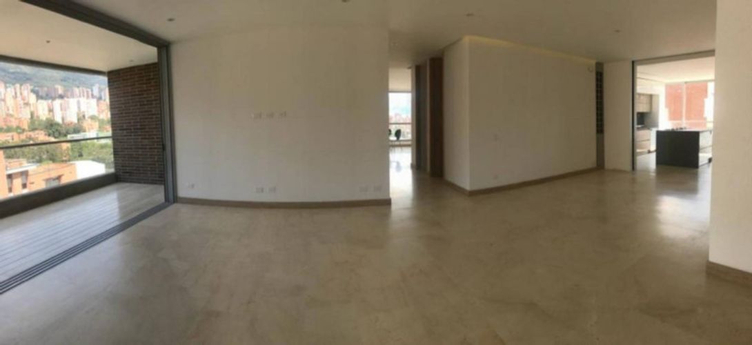 Apartamento de 3 alcobas en arriendo en Lalinde, Medellín, 230 m² · foto 5 de 17