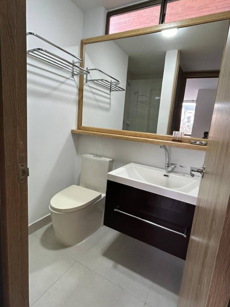 Apartamento en arriendo en El Poblado, Medellín · foto 9 de 12