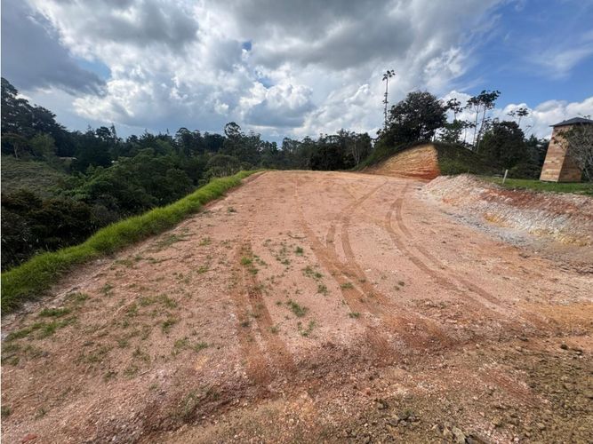 Lote en venta en El Carmen De Viboral, El Carmen de Viboral, 3333 m² · foto 7 de 12
