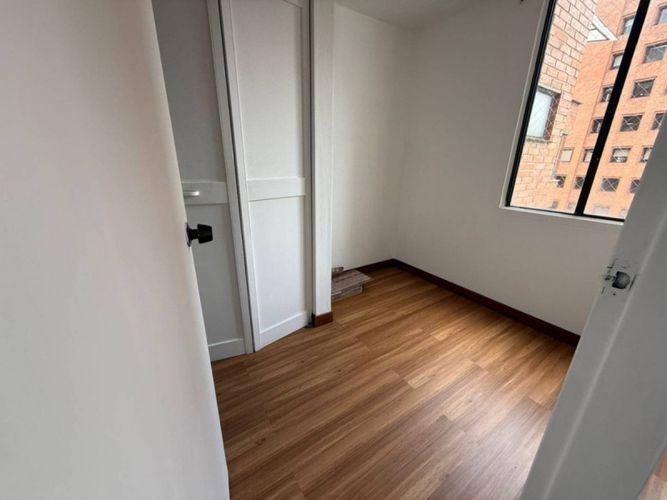 Apartamento de 3 alcobas en arriendo en La Florida, Medellín, 140 m² · foto 4 de 18