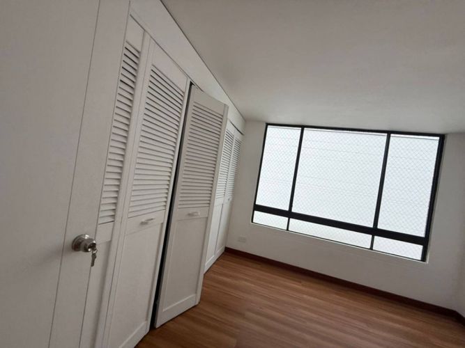 Apartamento de 3 alcobas en arriendo en La Florida, Medellín, 140 m² · foto 10 de 18
