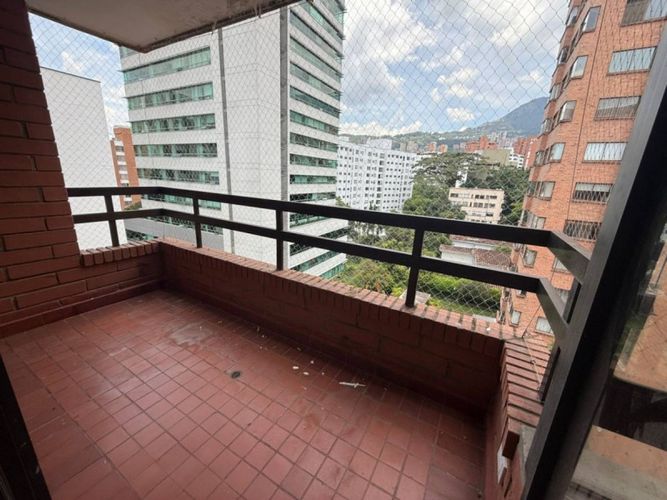 Apartamento de 3 alcobas en arriendo en La Florida, Medellín, 140 m² · foto 13 de 18
