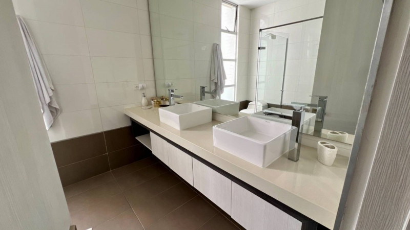 Apartamento en arriendo en El Poblado, Medellín · foto 15 de 21
