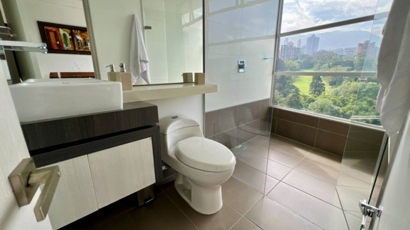 Apartamento en arriendo en El Poblado, Medellín · foto 18 de 21