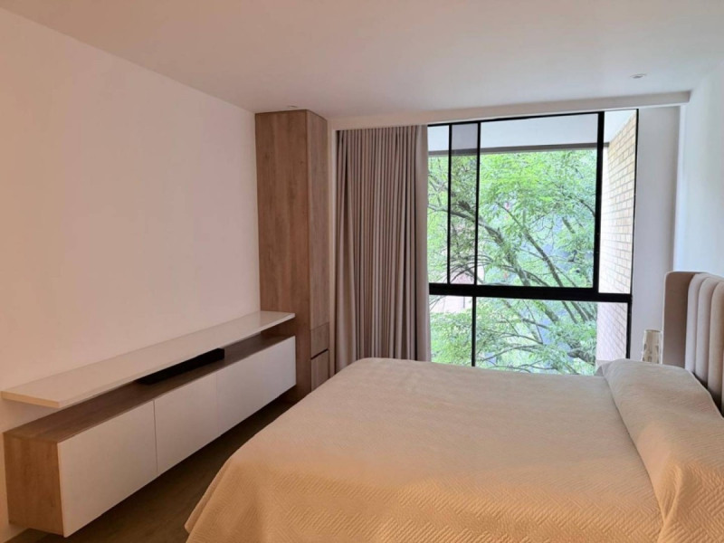 Apartamento en arriendo en El Poblado, Medellín · foto 7 de 24