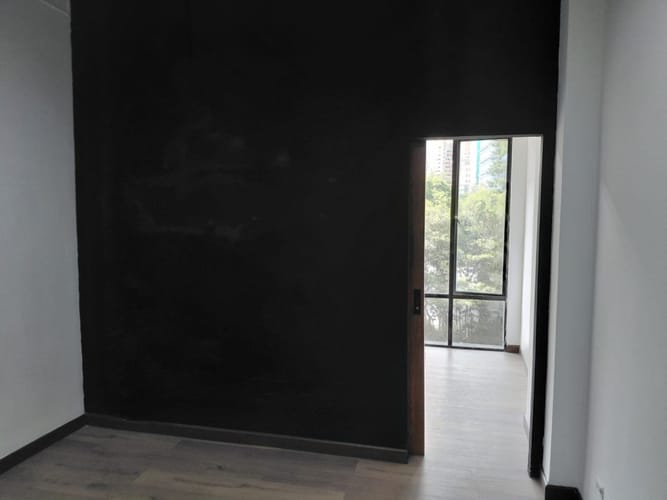 Oficina en arriendo en La Aguacatala, Medellín, 35 m² · foto 4 de 11