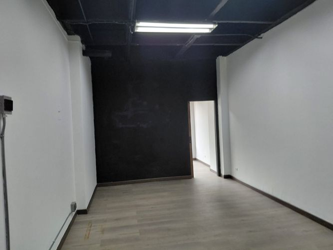 Oficina en arriendo en La Aguacatala, Medellín, 35 m² · foto 7 de 11