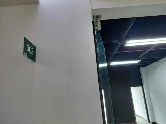 Oficina en arriendo en La Aguacatala, Medellín, 35 m² · foto 11 de 11