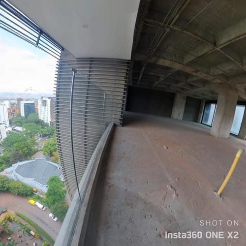 Oficina en arriendo en El Poblado, Medellín, 670 m² · foto 3 de 9